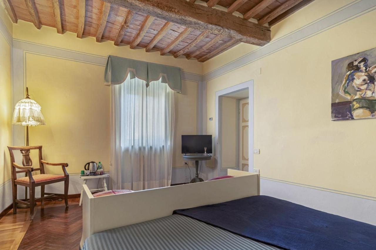Borgo Agli Scudi Suite&Breakfast Кампілья-Мариттіма Екстер'єр фото