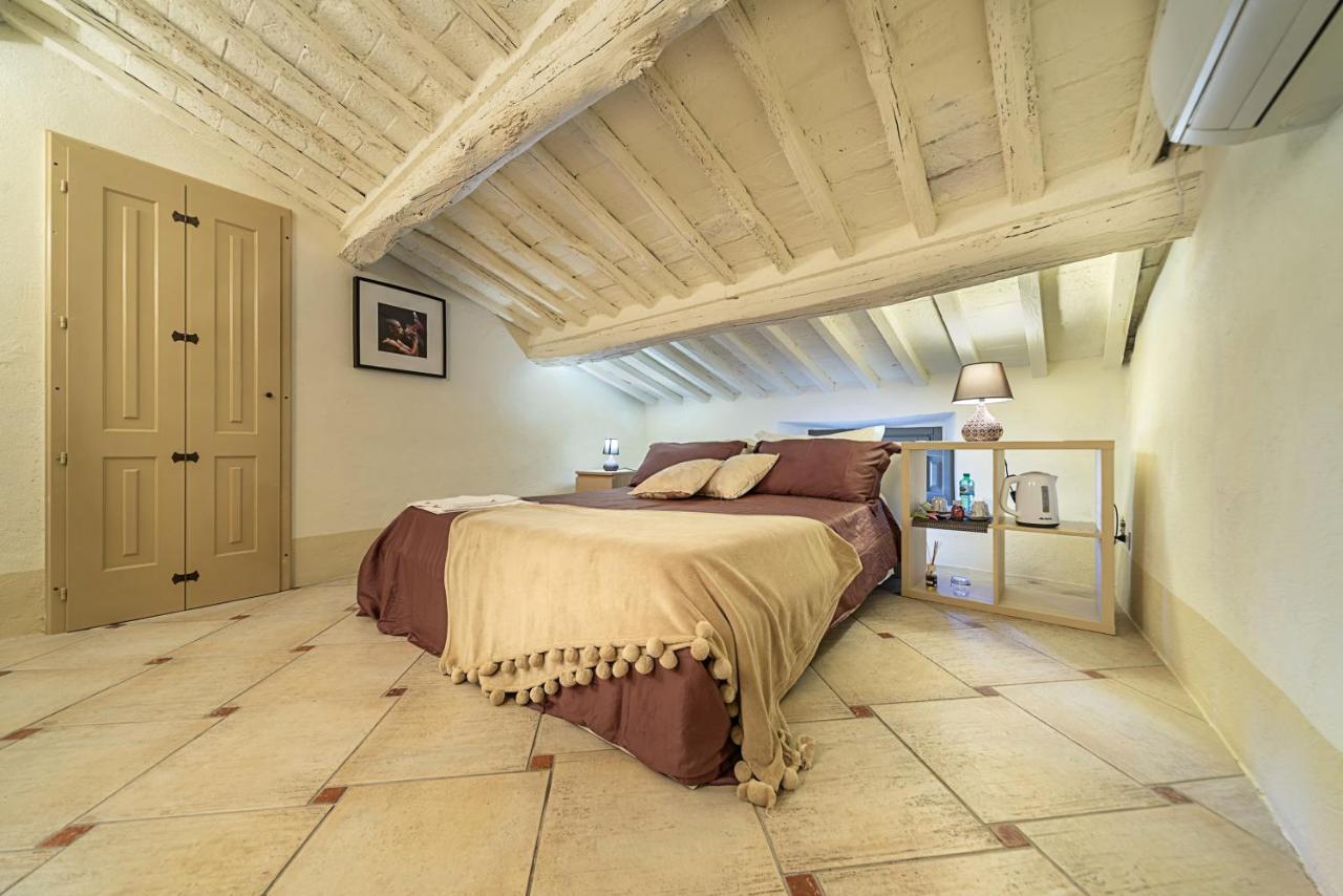 Borgo Agli Scudi Suite&Breakfast Кампілья-Мариттіма Екстер'єр фото